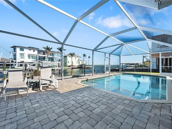 49 Fairview Blvd, Fort Myers Beach, FL 33931