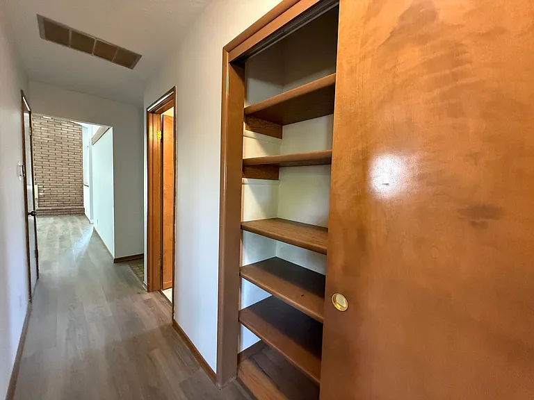 11820 SW Belmont Ter — Photo 22