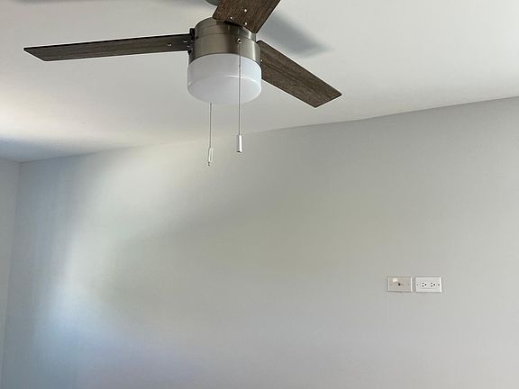 5th image of 1142 W 17th St Unit 1