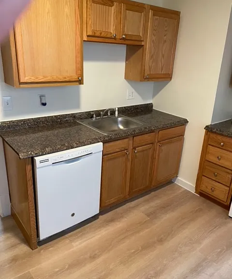 180 Tyler St #1 — Photo 9