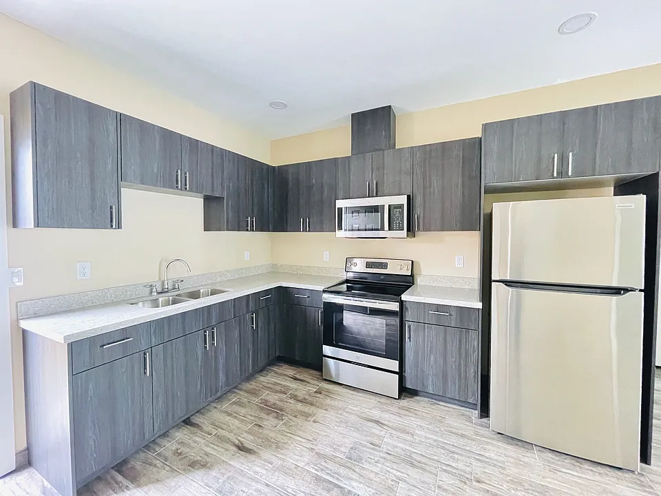 1807 Ramirez St #1