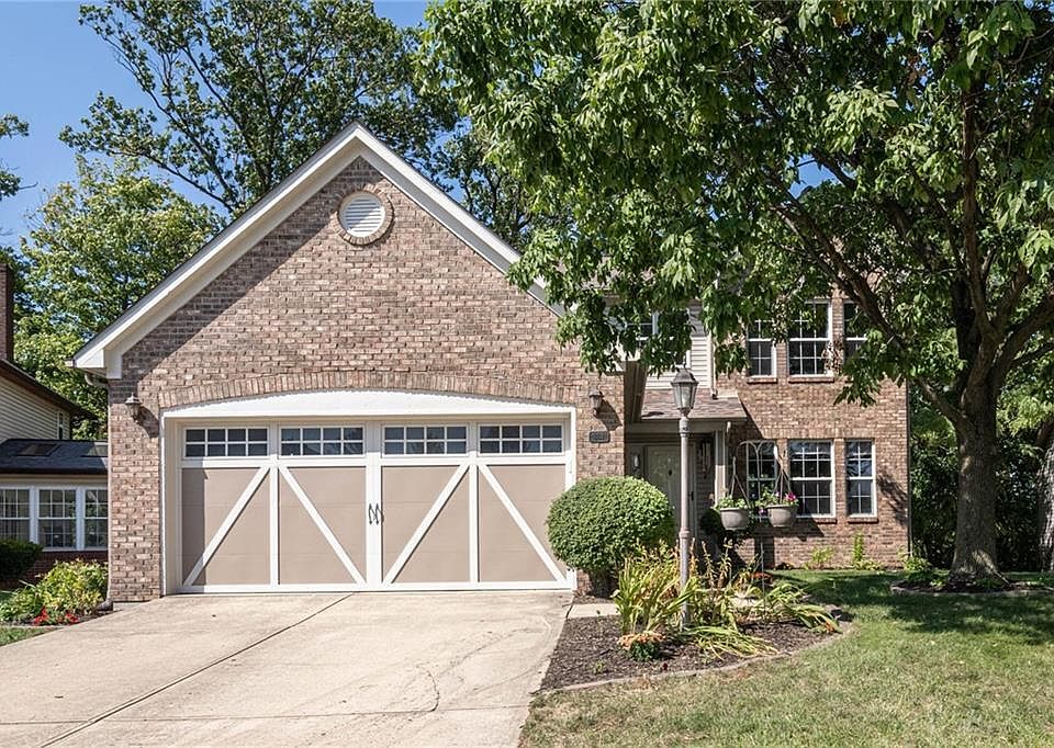 1st image of 861 Pioneer Woods Dr