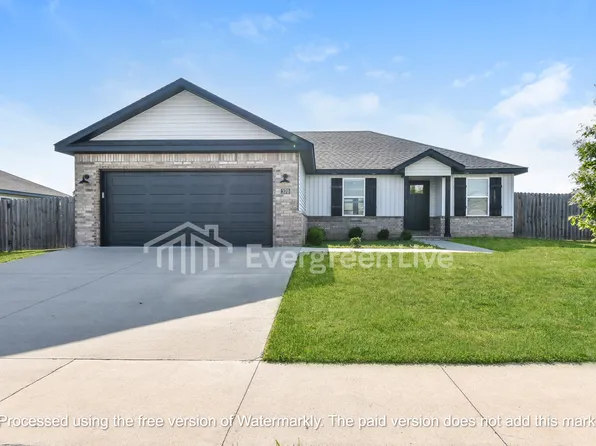 370 N Mojave St, Farmington, AR 72730