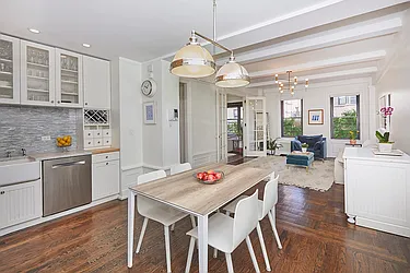252 West 85th Street