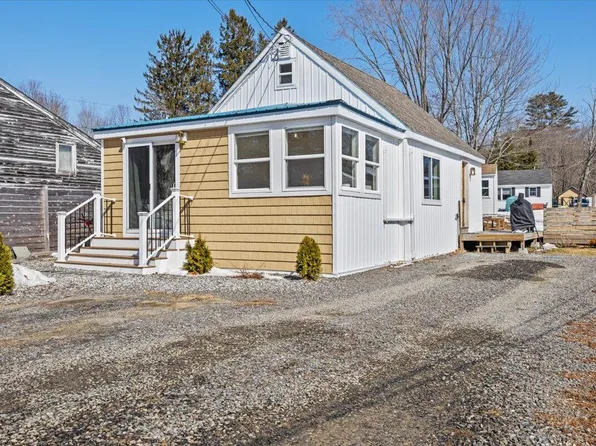 31 Brentwood Road, Windham, ME 04062