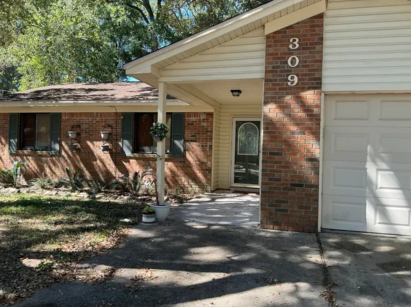 309 Goldenrod Ct, Niceville, FL 32578