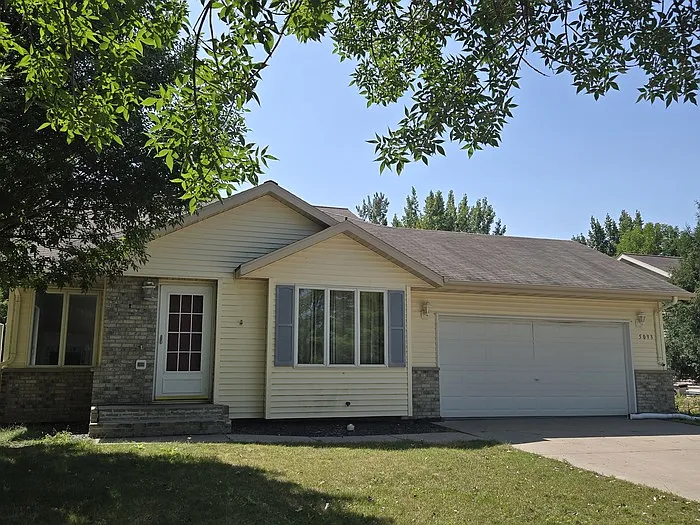 5093 W Elm Ct — Photo 1