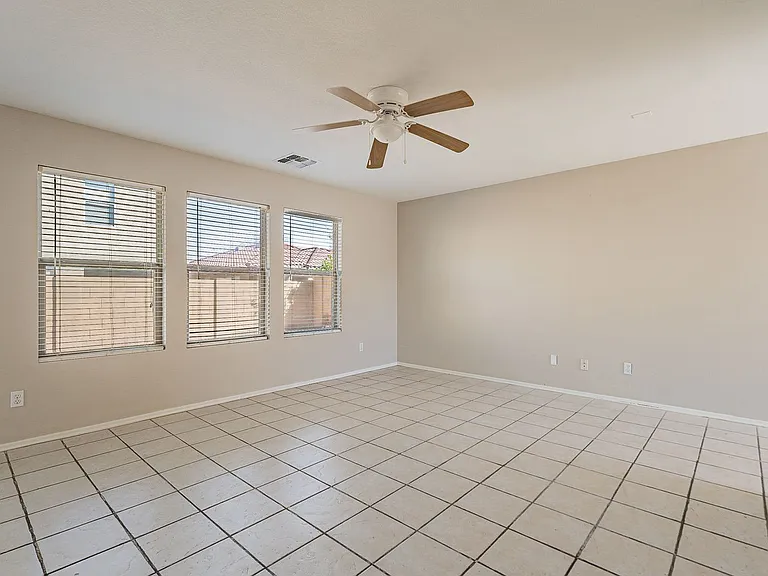 2420 E Gleneagle Dr — Photo 7