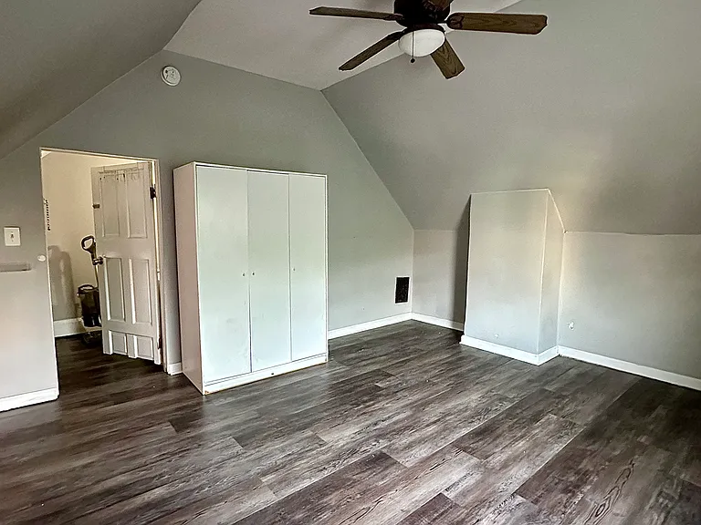 2335 Wheeler St — Photo 14