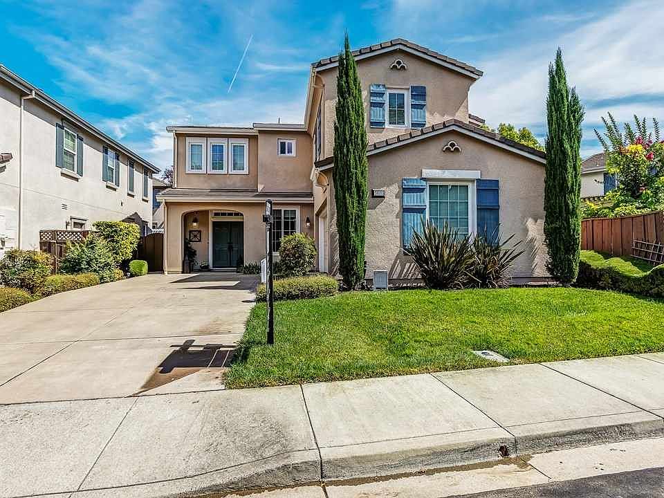 2nd image of 5601 Creekview Dr