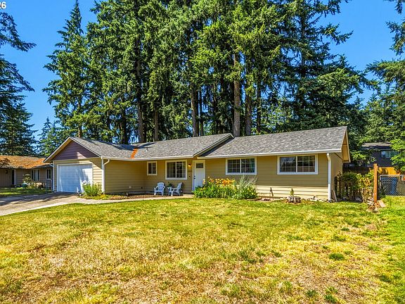 2nd image of 15312 NE 40th Pl