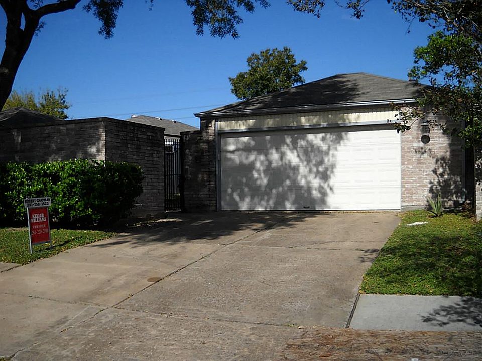 Front of patio Home