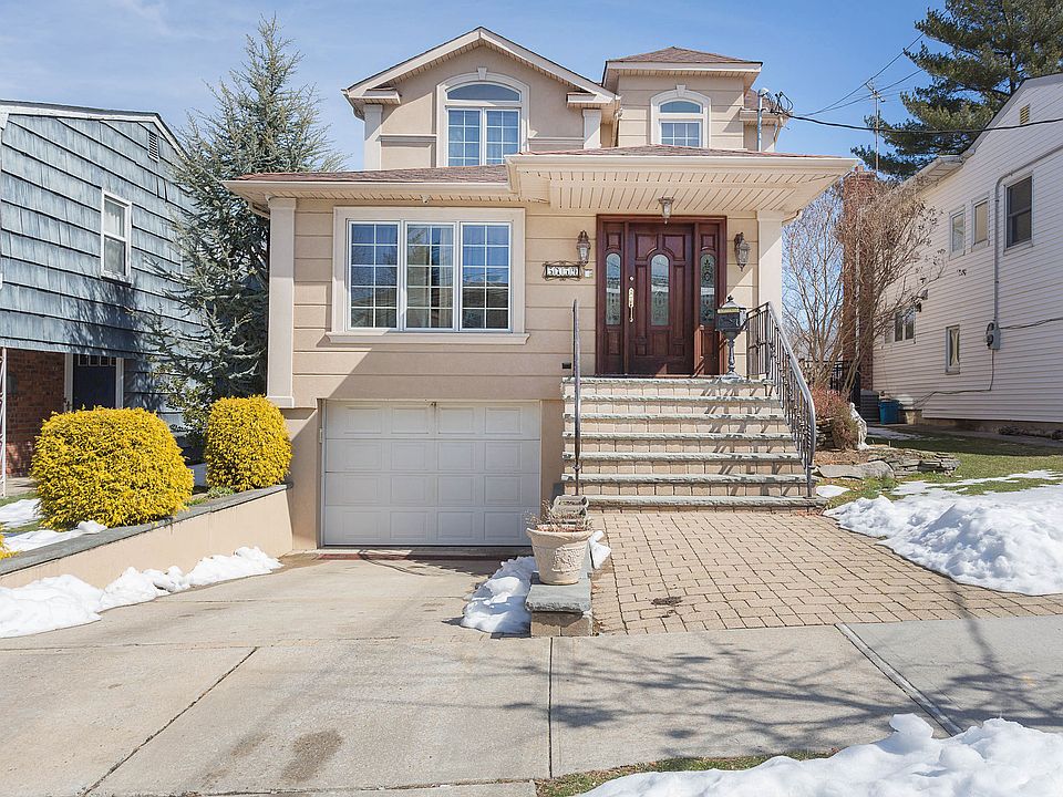1st image of 5759 Hewlett St