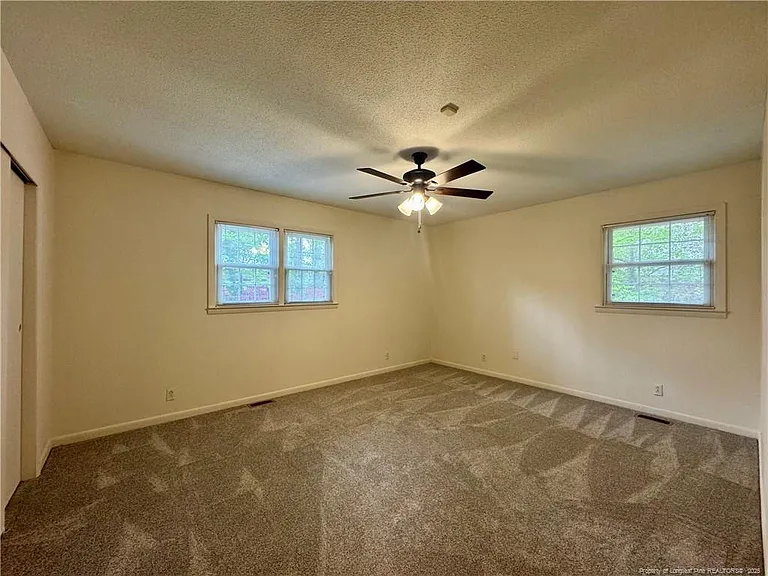 400 Harrill St — Photo 15