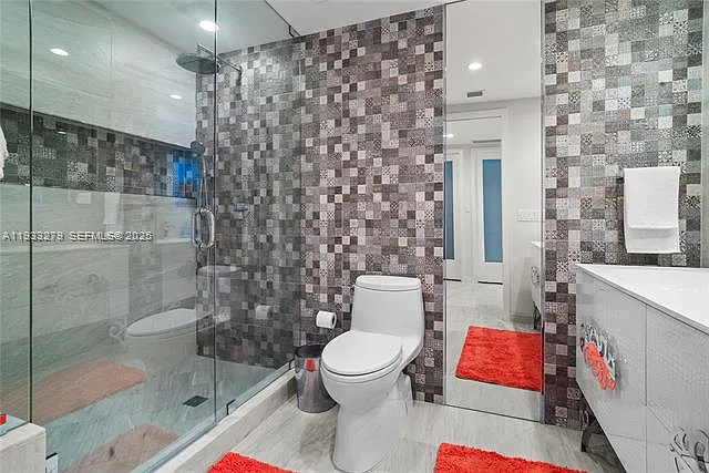 5055 Collins Ave #11C — Photo 23