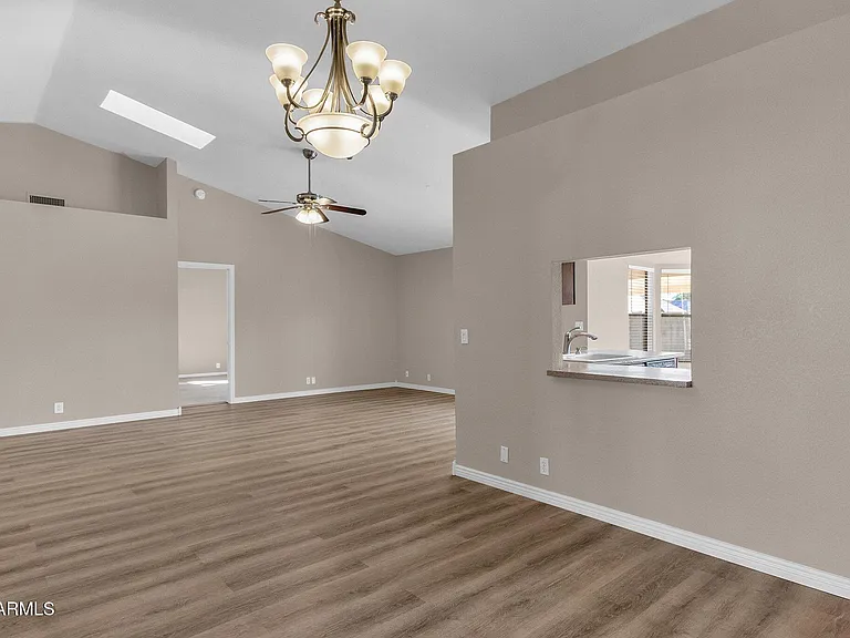 4307 E Karen Dr — Photo 15