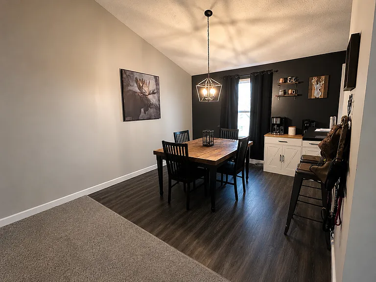 3973 Basswood Ave — Photo 6