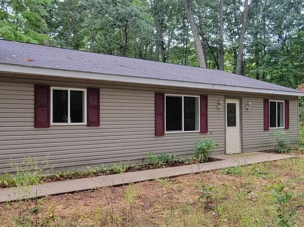 1110 Balmoral Ave, Fennville, MI 49408