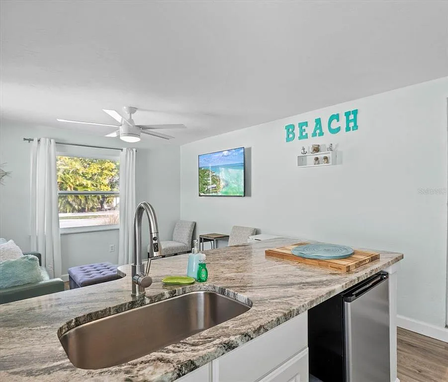 1 bed, 1.0 bath, 431 sqft, $2,000 — Photo 4