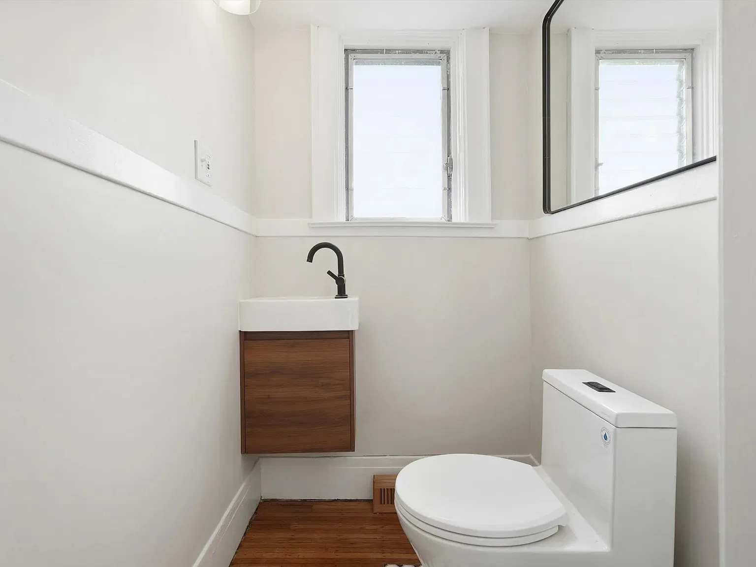 4 bed, 2.5 bath, 2437 sqft, $3,200 — Photo 1