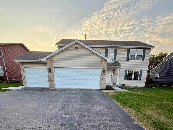 8390 Mitchell Rd, Machesney Park, IL 61115