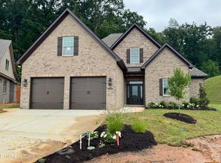 9906 Swan Pond Ln, Knoxville, TN 37914