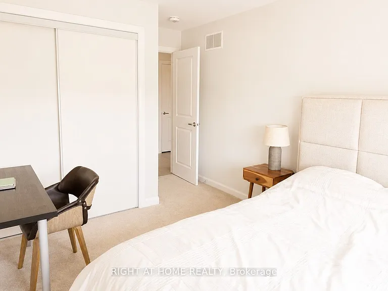 242 Calvington Ave — Photo 16