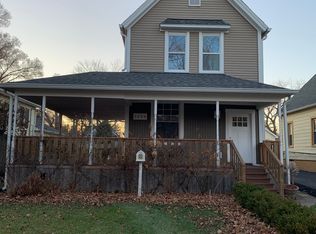 3244 Ezra Ave, Zion, IL 60099