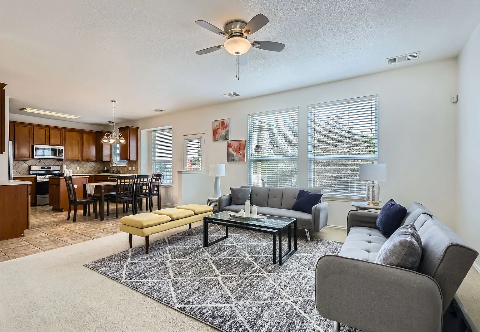 3 bed, 2.5 bath, 2030 sqft, $7,776 — Photo 1