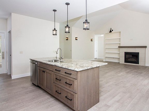 3rd image of 6507 Elder Grove Ln