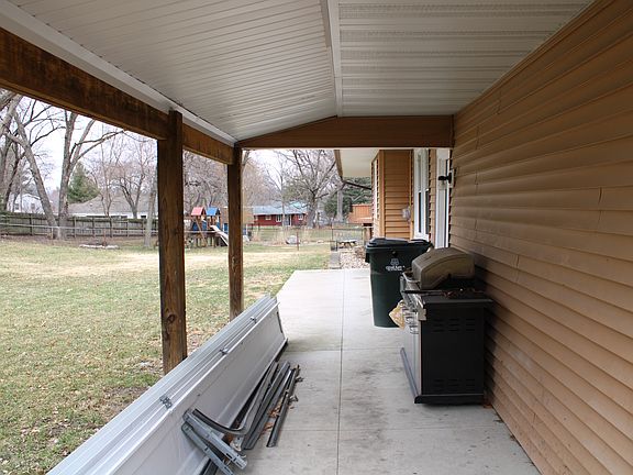 5th image of 3719 Northwood Dr NE