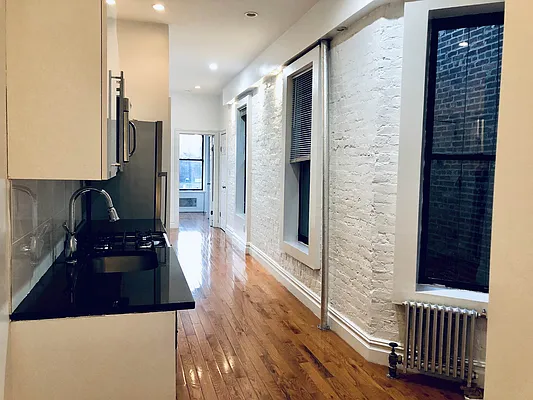 Rented by Platinum Properties | media 9