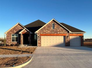 301 Meadow Springs Way, Edmond, OK 73025