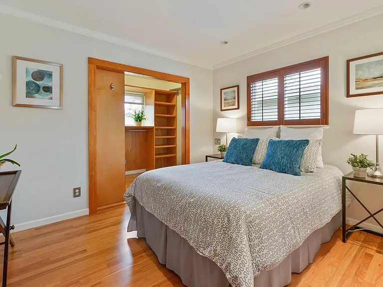 834 Ramona Ave — Photo 8
