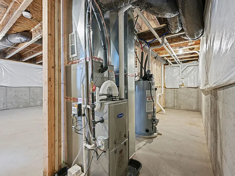 350 N Sherman St — Photo 21