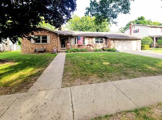 424 Leland St, Flushing, MI 48433
