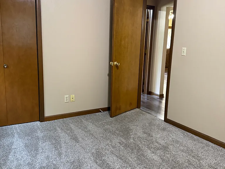 1119 Morningside Dr — Photo 13