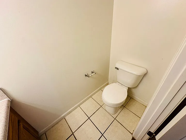 75 Majestic Dr — Photo 9