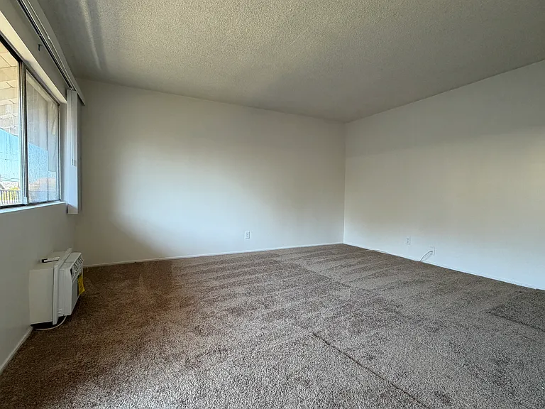 1104 S Marengo Ave #F — Photo 12