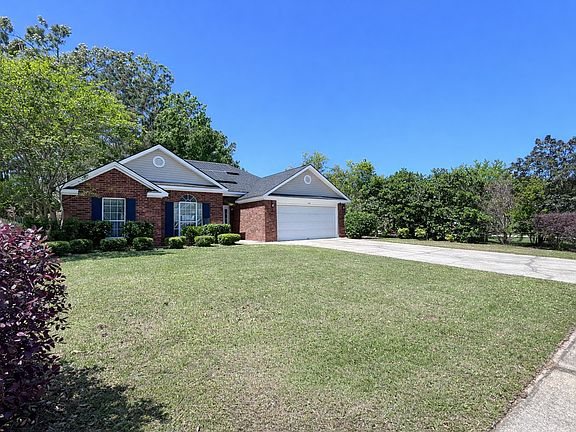 2nd image of 68 Carlisle Ln
