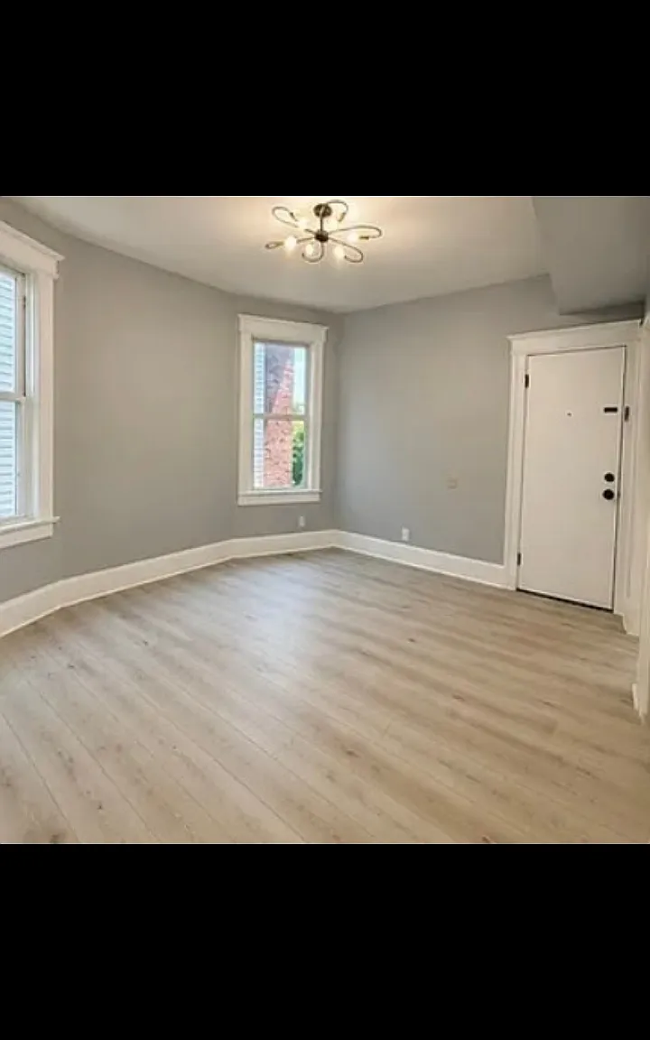 3 bed, $2,350 — Photo 4