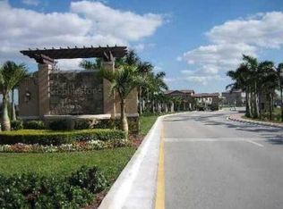 607 SW 147th Ave, Pembroke Pines, FL 33027