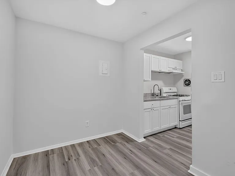 5821 Field Pl NE — Photo 15