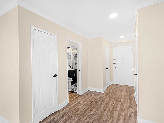 4th image of 225 Saint Pauls Ave APT 8R