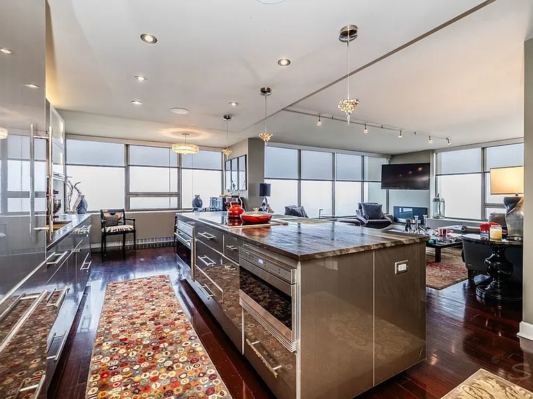 2800 N Lake Shore Dr #3814-3816 — Photo 7