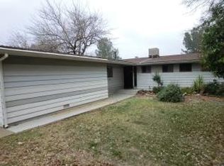 1476 Riviera Dr, Redding, CA 96001