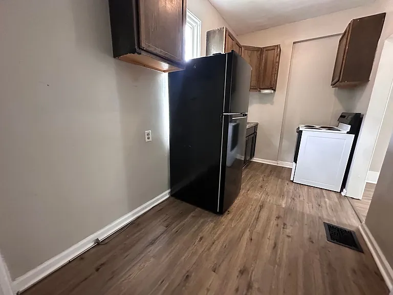 263 Glenwood Dr — Photo 19