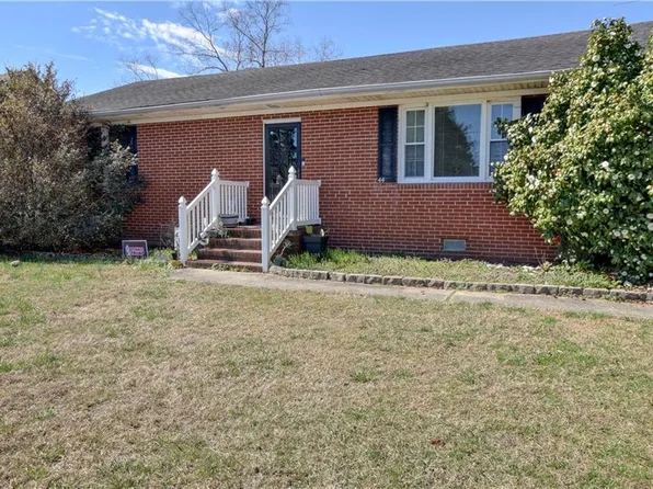 44 N Court St, Windsor, VA 23487