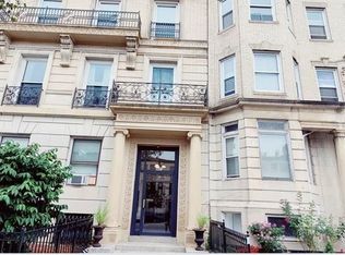465 Park Dr APT 2, Boston, MA 02215