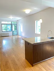 Rented by Chana Ofek, LREB